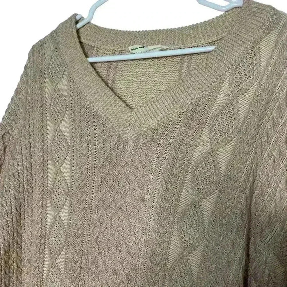 Back Beat Co. Fisherman Rose Gold
Metallic thread cotton Sweater Dress Size ML - Picture 5 of 12